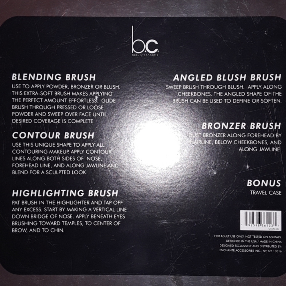 Beauty Concepts Glitz & Glam brushes and bag - Picture 4 of 4
